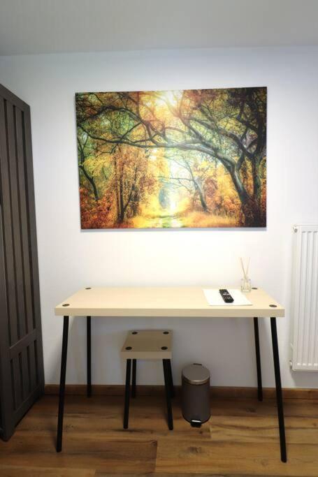 Schickes Zimmer Mit Top-Ausstattung In Idealer Lage Φελτκίρχ Εξωτερικό φωτογραφία